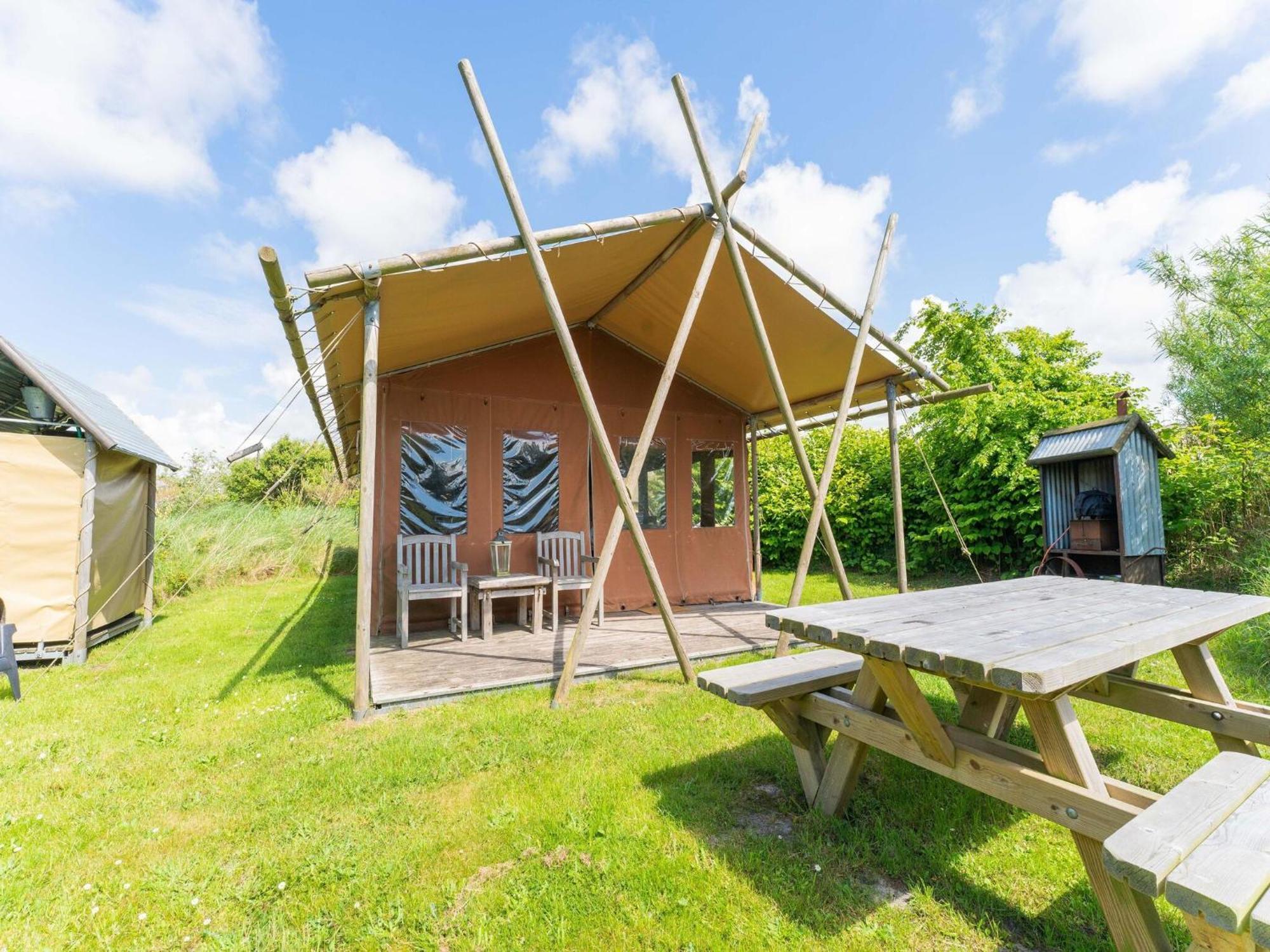 Quaint Bungalow In Callantsoog With Garden Экстерьер фото
